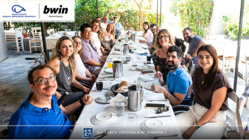 bwin και Στέγη Φωτεινή: Ένα καλοκαιρινό γεύμα γεμάτο ανθρώπινες στιγμές
