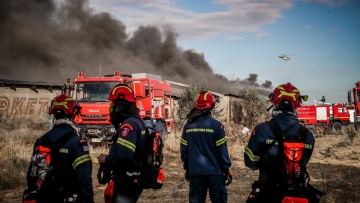 Συνελήφθησαν τέσσερα άτομα στην Αττική που εκτελούσαν θερμές εργασίες σε μέρα με πολύ υψηλό κίνδυνο πυρκαγιάς