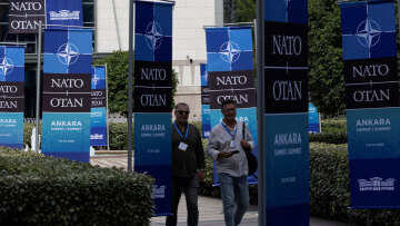 CNBC: Τα πέντε κρίσιμα ερωτήματα στη Σύνοδο Κορυφής του ΝΑΤΟ στην Αγκυρα
