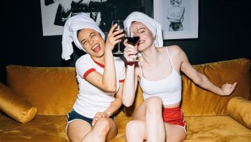 «Girls’ night»: Οκτώ ξεχωριστές ιδέες για την επόμενη βραδιά με τις φίλες μας
