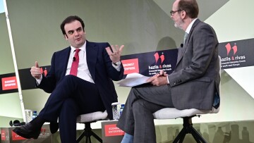 Πιερρακάκης στο συνέδριο του Economist: Θέλουμε ένα ξεκάθαρο τεχνολογικό δόγμα στην Ευρώπη