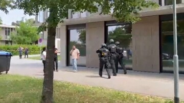 Δύο μαθήτριες τραυματίστηκαν σε επίθεση με μαχαίρι σε προαύλιο σχολείου στη Γερμανία