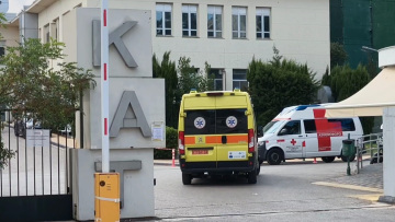 Στο ΚΑΤ διακομίστηκε ο 20χρονος από το Άργος, εξαιρετικά κρίσιμη η κατάστασή του μετά από πυροβολισμό αστυνομικού στο κεφάλι

