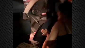 Παράνομο ζευγάρι έγινε viral στην Τουρκία αφού τους έπιασαν σε... στενές επαφές σε πάρκινγκ εμπορικού κέντρου, δείτε βίντεο
