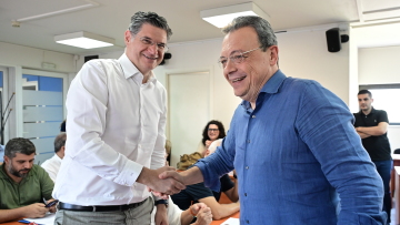 Μπαράζ παραιτήσεων μετά την αποχώρηση Φάμελλου από την ηγεσία του ΣΥΡΙΖΑ, τέλος ο Καλαματιανός από γραμματέας της ΚΟ και ο διευθυντής της Αυγής