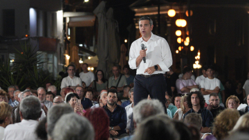 Τσίπρας από Λέσβο: Η χώρα έχει τρία μεγάλα βάρη, ακρίβεια, διαφθορά και κρίση στους θεσμούς