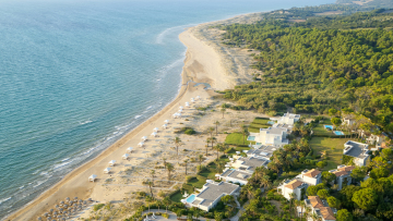 Ένα resort complex, τέσσερις διαφορετικοί τρόποι να ζήσεις το πιο όμορφο καλοκαίρι
