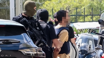 Στις φυλακές Ναυπλίου και Μαλανδρίνου οι δύο προφυλακισμένοι για την υπόθεση της Marfin, συναινεί στην έκδοσή της η 46χρονη από το Λονδίνο