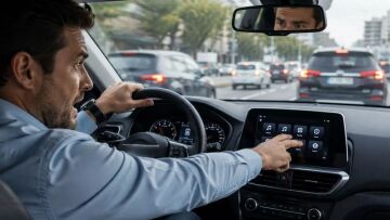 Αποσπούν πράγματι οι οθόνες την προσοχή του οδηγού;