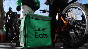 Η Uber εξαγοράζει την Delivery Hero με deal 14,8 δισ. δολαρίων
