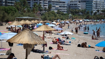 Καιρός: Ζέστη διαρκείας με 39άρια σήμερα, έρχεται νέο κύμα έως 41°C από τη Δευτέρα