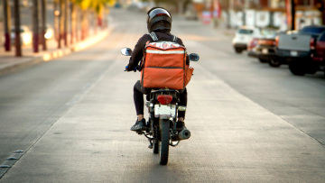 Χωρίς delivery ο τελικός του Μουντιάλ: Στάση εργασίας από τις 19:00 έως τα μεσάνυχτα
