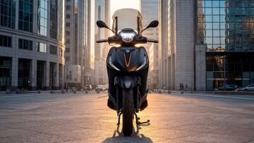 Διαθέσιμο το επετειακό Piaggio Beverly στην Ελλάδα - Πόσο κοστίζει;