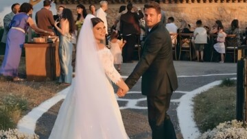 Δανάη Μπάρκα για τον σύζυγό της: Μετράει η χημεία και τι σου βγάζει ο καθένας, έγινε απλά το κλικ