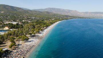 Μονοήμερη απόδραση στους Αγίους Θεοδώρους - Αποφεύγοντας κίνηση και μποτιλιάρισμα