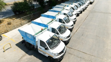 Ο Δήμος Αθηναίων παρέλαβε 20 νέα μικρά απορριμματοφόρα για συλλογή ογκωδών αντικειμένων, δείτε βίντεο