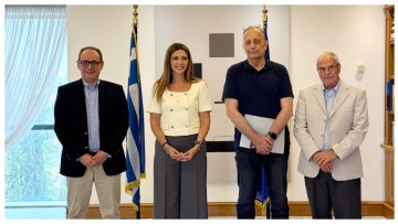 Σοφία Ζαχαράκη: Η ελληνική γλώσσα είναι ο ζωντανός δεσμός του Οικουμενικού Ελληνισμού
