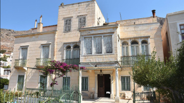 Νέα πνοή στο Αρχοντικό Βουβάλη: Ξεκινά η αποκατάσταση του ιστορικού μνημείου της Καλύμνου, δείτε εικόνες