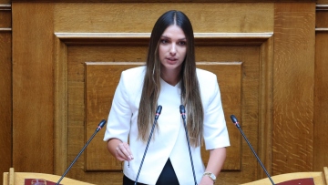 Αποχώρησε με αιχμές από τους «Δημοκράτες» του Κασσελάκη η Μυρτώ Κοροβέση: Συγκεχυμένη η πολιτική κατεύθυνση του κόμματος
