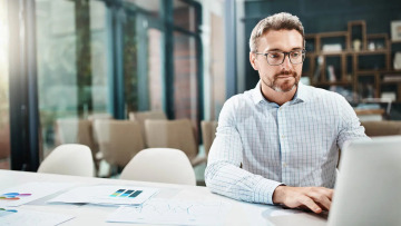 Πυρκαγιά, πλημμύρα, σεισμός: Πώς η ιδιωτική ασφάλιση προστατεύει τις επιχειρήσεις από σοβαρές ζημιές
