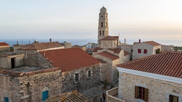 Μία διαδρομή στα πέτρινα χωριά της Μάνης