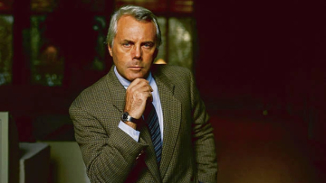 Giorgio Armani: Μία νέα σειρά για τη ζωή του θρύλου της μόδας έρχεται στη μικρή οθόνη
