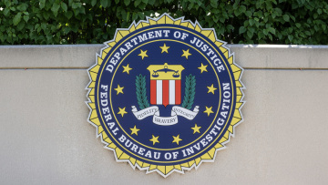 Πράκτορας του FBI έκλεψε κρυπτονομίσματα $1 εκατ., ρώτησε το ChatGPT τι θα έκανε με τα χρήματα αν έφευγε από τις ΗΠΑ