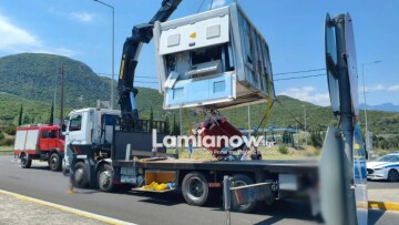 Ατύχημα στη διασταύρωση του Μπράλου: Μεγάλη γεννήτρια έπεσε από φορτηγό, δείτε φωτογραφίες