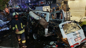 Έκρηξη σε λεωφορείο σε πόλη κοντά στην Δαμασκό, τουλάχιστον δύο νεκροί και 13 τραυματίες, δείτε βίντεο