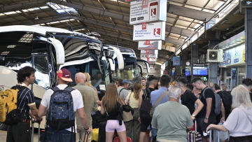 Κορυφώνεται η έξοδος του Αυγούστου: Γεμάτα πλοία και ΚΤΕΛ ενόψει Δεκαπενταύγουστου
