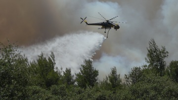 Πολύ υψηλός κίνδυνος πυρκαγιάς αύριο (12/8) σε Αττική, Πελοπόννησο, Στερεά, Αιγαίο και Ανατολική Μακεδονία και Θράκη