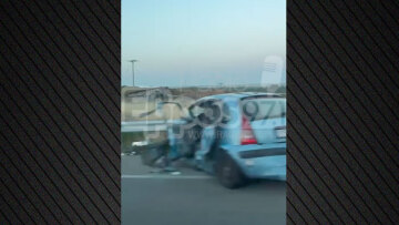 Σύγκρουση δύο ΙΧ στον Έβρο με έξι τραυματίες, μεταξύ των οποίων και παιδιά - Δείτε βίντεο