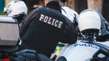 Αρχιφύλακας βιντεοσκοπούσε κρυφά γυναίκες αστυνομικούς στην τουαλέτα Τμήματος, καταδικάστηκε σε 6 μήνες με αναστολή