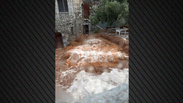 Ζημιές σε σπίτια και οδικό δίκτυο από την καταρρακτώδη βροχή στη Μάνη: «Είναι πρωτόγνωρη κατάσταση για την περιοχή μας»