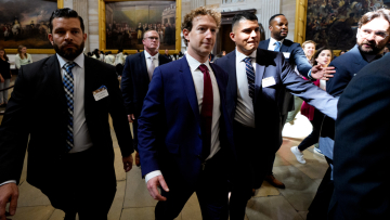 Η δίκη που μπορεί να αλλάξει Facebook και Instagram: 30 πολιτείες των ΗΠΑ ζητούν αποζημιώσεις άνω του 1 τρισ. - Στο στόχαστρο likes, stories και αλγόριθμοι