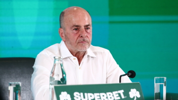 Παναθηναϊκός: Με πρωτοβουλία Αλαφούζου θα δοθούν διαρκείας στους πρωταθλητές ποδοσφαιριστές και σε εκείνους που συμμετείχαν σε μεγάλες ευρωπαϊκές πορείες 