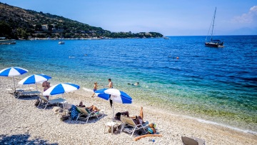 Καιρός: Ξεπέρασε τους 37°C το θερμόμετρο, νέα άνοδος την Πέμπτη