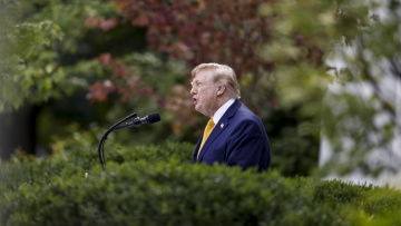 Aνάλυση Bloomberg: Το οικονομικό D-Day των ΗΠΑ κατά του Ιράν περνά από την Κίνα 