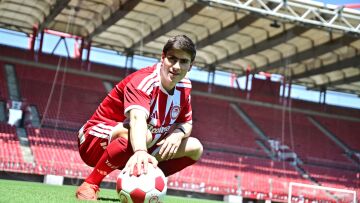 Βίντεο: Οι πρώτες στιγμές του Αρμάντο Γκονζάλες στις προπονήσεις του Ολυμπιακού 