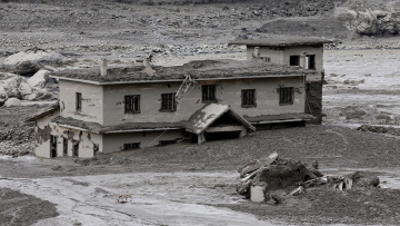 nepal_floods_hor