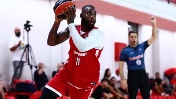 Ο Ολυμπιακός νίκησε τον Προμηθέα 77-63 στο πρώτο φετινό του φιλικό, έπαιξε ο ΜακΙντάϊρ 