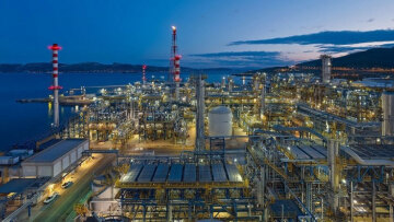 HELLENiQ ENERGY: Παρατείνεται και τον Σεπτέμβριο η έκτακτη έκπτωση σε Αμόλυβδη Βενζίνη και Πετρέλαιο Κίνησης 
