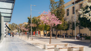 Βόλτα στη δραστήρια και πολυσυλλεκτική πόλη του Ηρακλείου