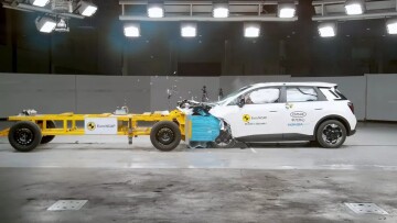 Πώς τα πηγαίνουν τα κινεζικά αυτοκίνητα στα crash test;