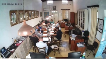 «Κανείς δεν μπαίνει στον κόπο να δει τι προηγήθηκε»: Τι απαντά ο πρώην δήμαρχος Πάτμου για το... γαβγίστε κι άλλο στην πρόεδρο του Δημοτικού Συμβουλίου