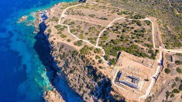Εξόρμηση στο Σούνιο, εκεί όπου το καλοκαίρι αργεί να τελειώσει