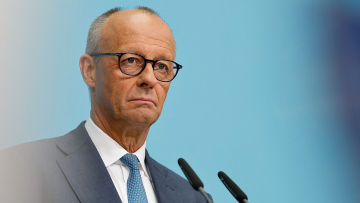 Politico: Το AfD βλέπει ευκαιρία για το «τελειωτικό χτύπημα» στον Μερτς - Η πίεση, τα αδιέξοδα και η «απαγορευμένη» συνεργασία