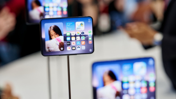 To νέο αναδιπλούμενο iPhone Duo σπάει όλα τα ρεκόρ στα κινητά: Πότε η τιμή του θα αγγίζει τις 4.000 ευρώ