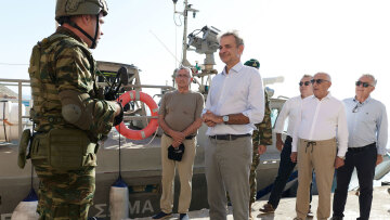 Τα μηνύματα Μητσοτάκη από το Καστελόριζο: Τα έργα υποδομών και τα κίνητρα για εγκατάσταση