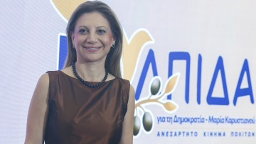 Δεν θα υπάρξει ακυβερνησία, λέει η Καρυστιανού - Καμία συνεργασία με συστημικά κόμματα
